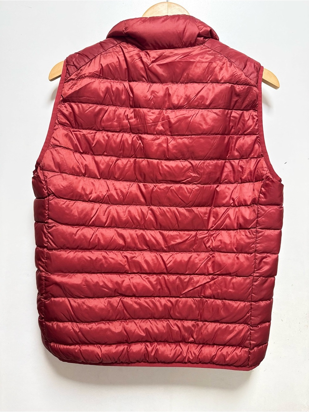 Uniqlo Deep Red Quilted Packable Vest - Picture 3 of 6